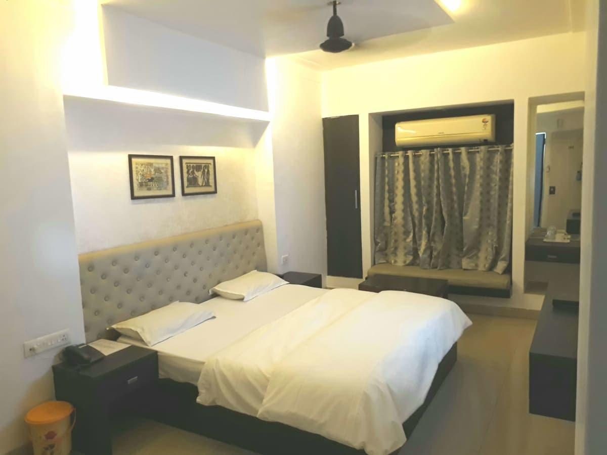 ناغبور Hotel Paradise المظهر الخارجي الصورة